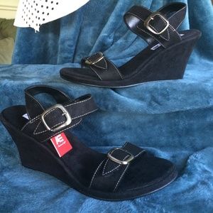 NEW Black faux suede wedge sandals